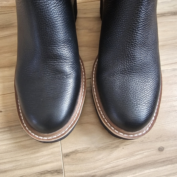 Dolce Vita Waterproof, Bootie Womens Size 6 Black NWOT - Picture 4 of 13